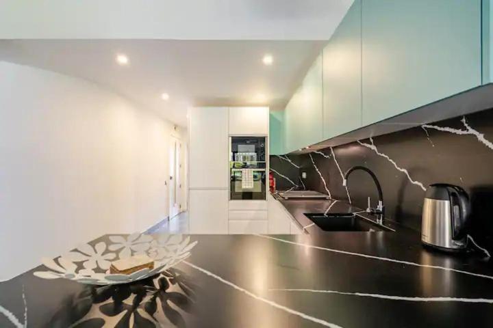 Scarlet'S Place - 1 Bed Victory Village Quinta Do Lago - Beach, Nature, Lakes Exterior foto